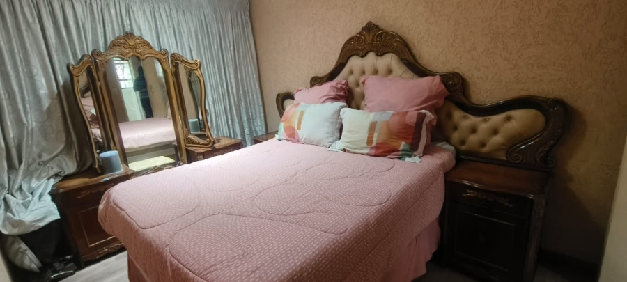 3 Bedroom Property for Sale in Tlhabane North West